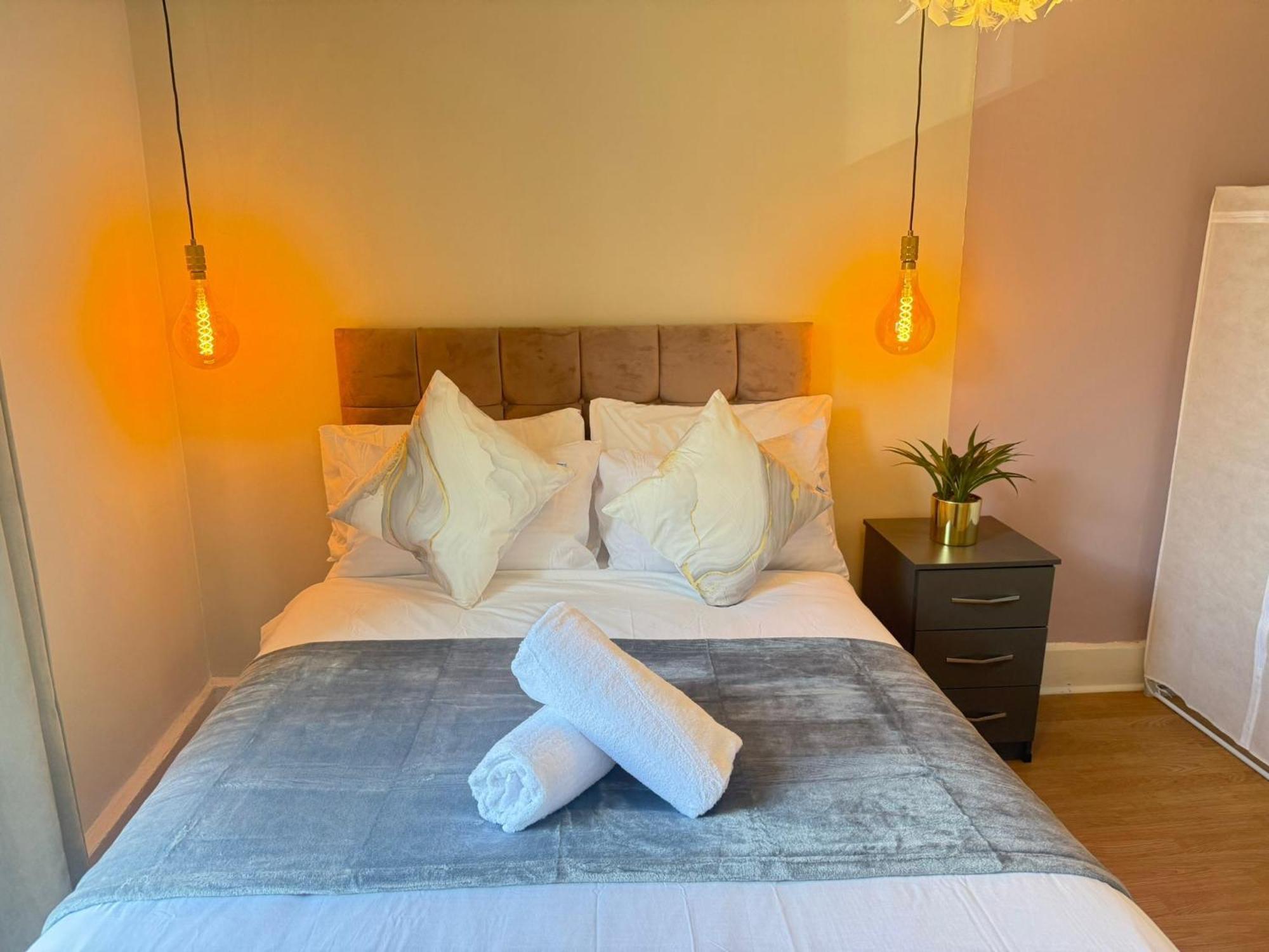 A4-1st Floor 3 Bed Flat Near Elephant And Castle Apartamento Londres